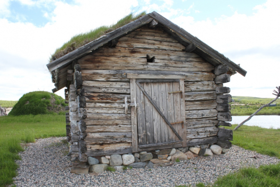 Foto av stabbur.